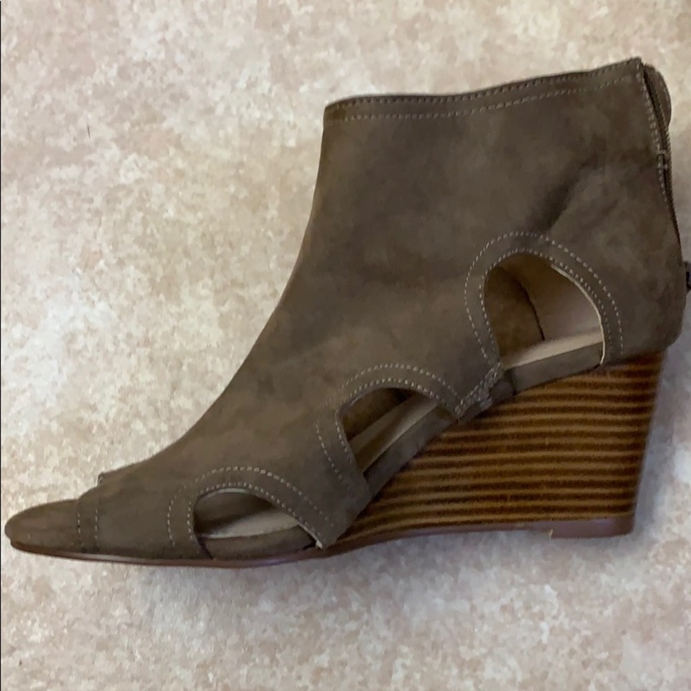Torrid wedges - Picture 2 of 3